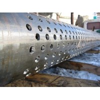 Труба стальная перфорированная бесшовная 108x10 мм 09Г2С ГОСТ 32528-2013