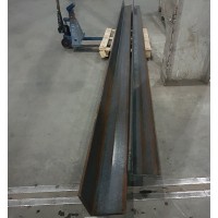 Уголок стальной горячекатаный равнополочный 63x63x5 мм Ст3кп ГОСТ 8509-93
